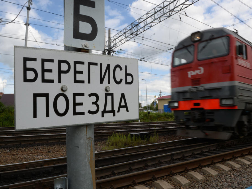 Акции по профилактике аварийности прошли на железнодорожных переездах Забайкальской железной дороги